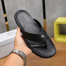 Picture of Versace Slippers _SKU821958396041951